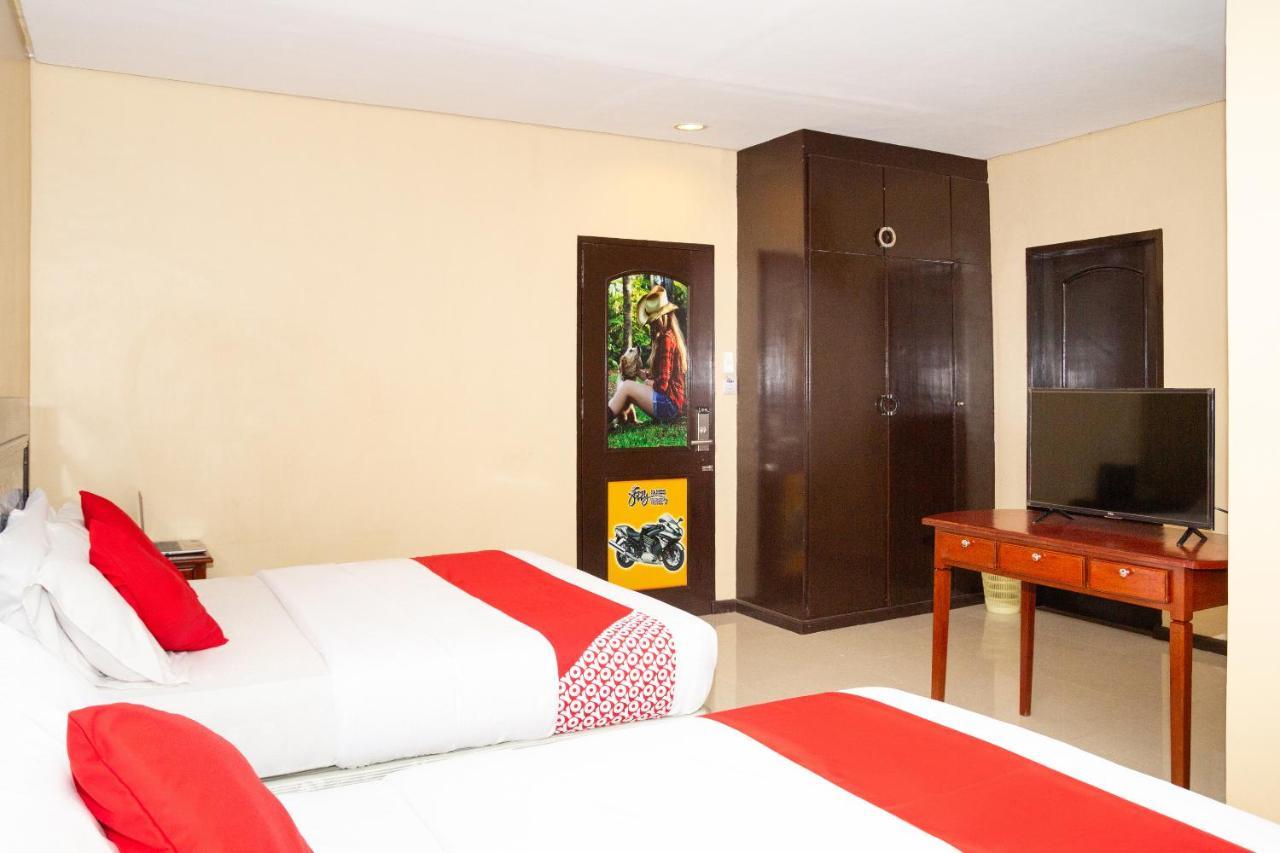 Oyo 133 Jazzy James Country Hotel 2 Davao Stadt Exterior foto